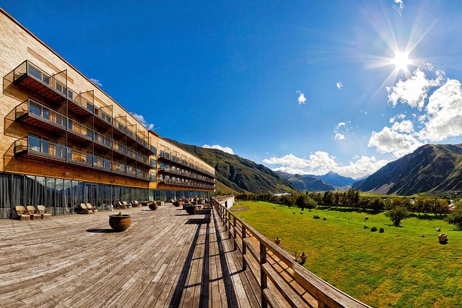 Amazing Day Trip Gudauri & Kazbegi With Lunch at Rooms Hotel from Tbilisi - Exploring Ananuri Fortress: A 14th-Century Stronghold