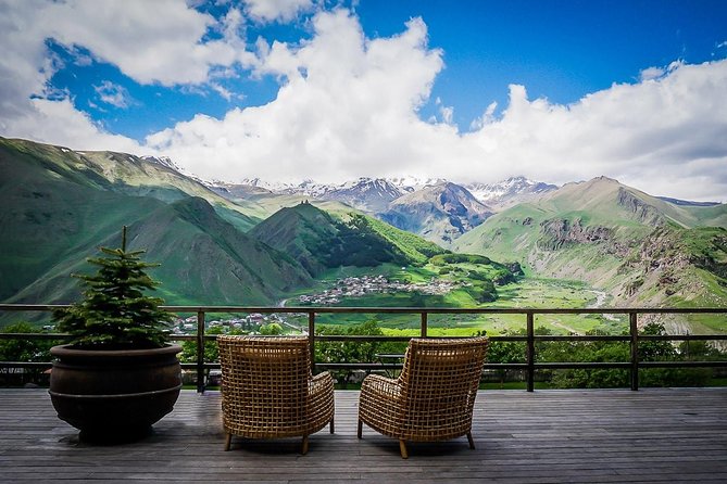 Amazing Day Trip Gudauri & Kazbegi With Lunch at Rooms Hotel from Tbilisi - Reaching the Altitude at Gudauri Ski Resort