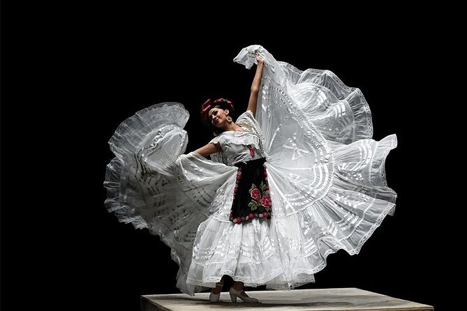 Amazing Folk Ballet Show - Experience the Colorful Heritage of Mexico at Palacio de Bellas Artes