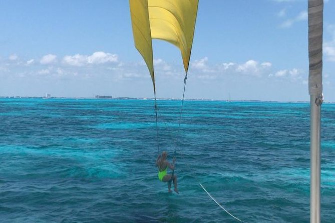 Amazing Isla Mujeres Tour with snorkeling, lunch and Open Bar - Free Time and Shopping in Isla Mujeres