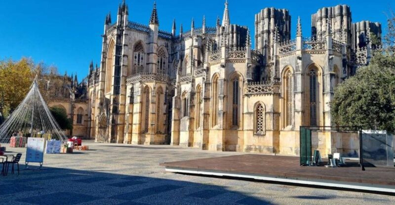 Amazing Private Tour to Fátima, Batalha, Nazaré From Lisbon - Marvel at the Gothic Architecture of Batalha Monastery