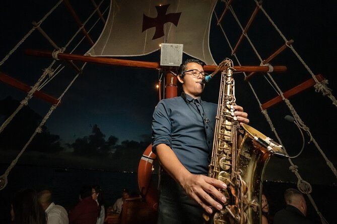 Amazing Romantic Dinner In Cancun On A Spanish Galeon The Best Sunset Activity - The Gastronomic Choices: Seafood, Meat, or Vegetarian