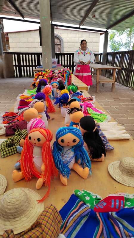 Amealco: Doll workshop and cookie and pulque tasting - Exploring Amealco’s Doll Museum and Otomi Heritage