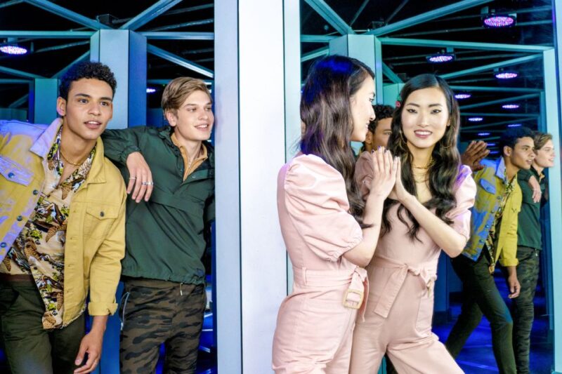 American Dream: Mirror Maze Admission Ticket - Tips for Visiting the Mirror Maze