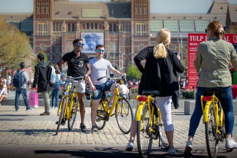 Amsterdam: 2-Hour City Highlights Guided Bike Tour - Exploring Amsterdam’s Historic Neighborhoods