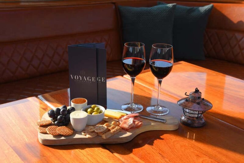 Amsterdam: 2-Hour Luxury Canal Cruise with Snacks & Drinks - Explore the Charm of Amsterdam on a 2-Hour Luxury Canal Cruise