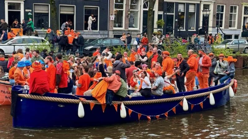 Amsterdam: 3 Hour Kings Day Boat Party with Unlimited Drinks - Frequently Asked Questions