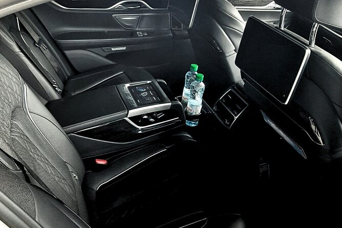 Amsterdam Airport & Non-Airport Private Transfer to City Center - Journey Time and Traffic Considerations