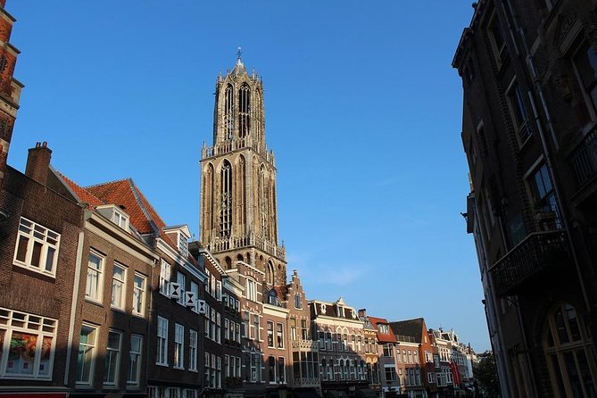 Amsterdam Airport Schiphol & Amsterdam City to Utrecht - Comfortable and Luxurious Airport Transfer from Amsterdam to Utrecht