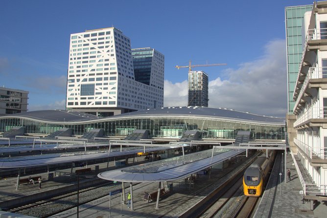 Amsterdam Airport Schiphol & Amsterdam City to Utrecht - Flexibility with Luggage and Group Sizes