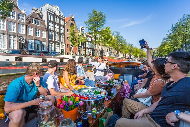 Amsterdam All-Inclusive 90-Minutes Canal Cruise by Captain Jack - Cruising Through the UNESCO-Listed Canal Ring