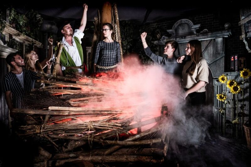 Amsterdam: Amsterdam Dungeon Entrance Ticket - Practical Tips for Visiting the Dungeon