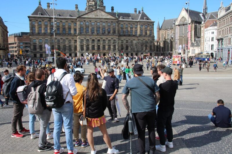 Amsterdam: Anne Frank Guided Small Group Walking Tour - Guided Storytelling: Knowledgeable and Passionate Guides