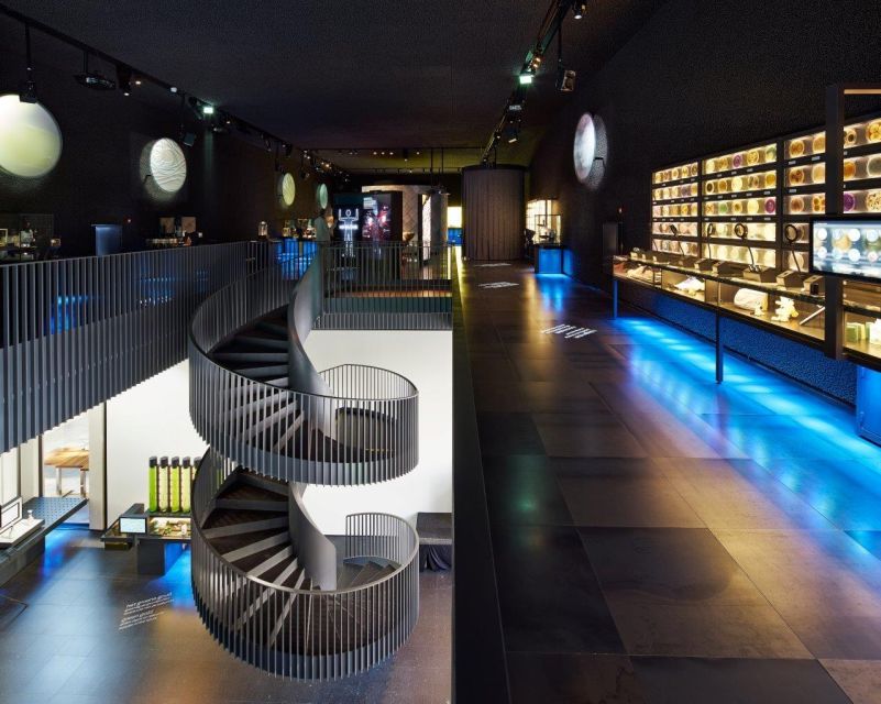 Amsterdam: ARTIS-Micropia Microbe Museum Entry Ticket - How the Exhibits Illuminate Microbial Life