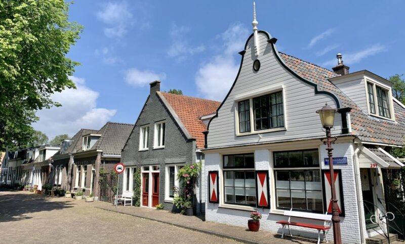 Amsterdam: Bike Tour (Noord) in German or English - Exploring Vogeldorp: A Quiet Garden Village