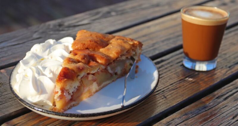 Amsterdam: Bike Tour (Noord) in German or English - Exploring Nieuwendammerdijk and Schellingwoude