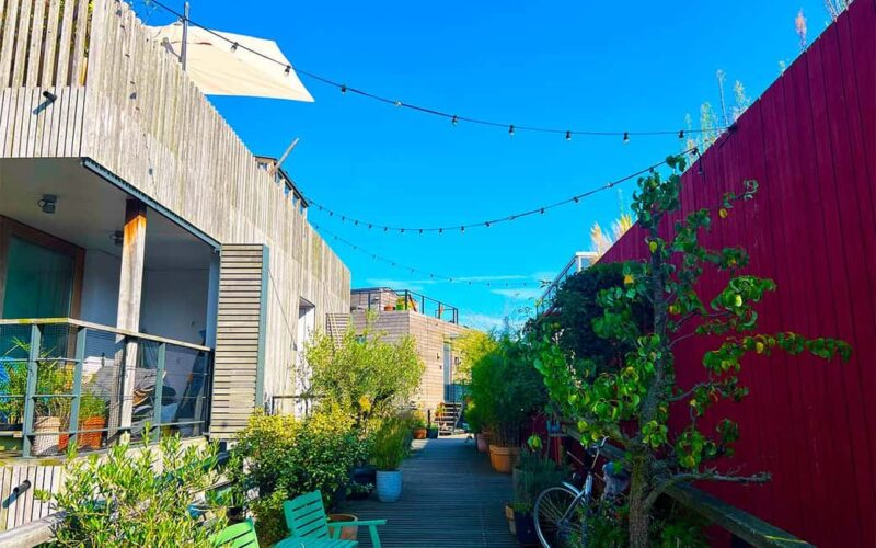 Amsterdam Bike Tour of Countryside and Villages - Cycling Through Amsterdam-Oost and Windmill Highlights