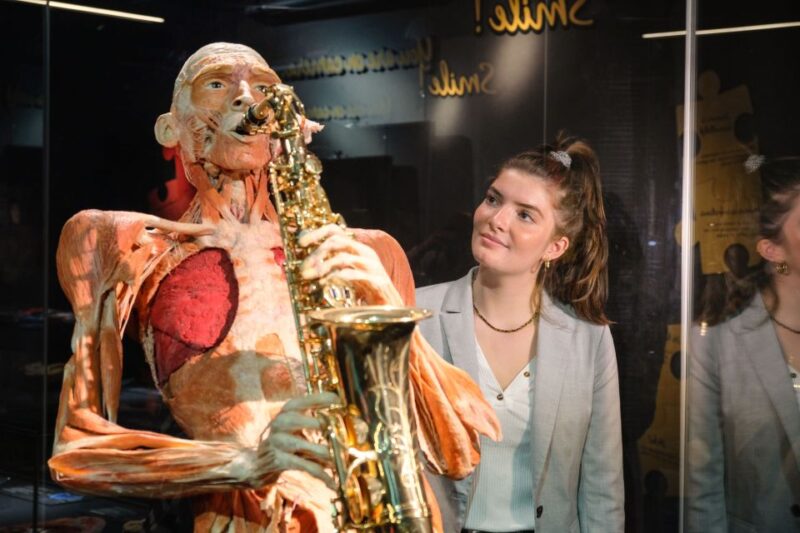 Amsterdam: Body Worlds Exhibition and Canal Cruise - Key Points