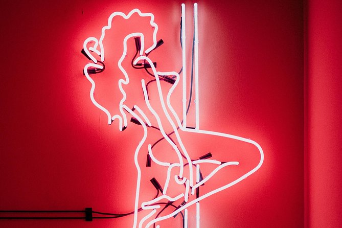 Amsterdam BonTon: Gentleman's Club Educational Tour - The Engaging and Respectful Guides