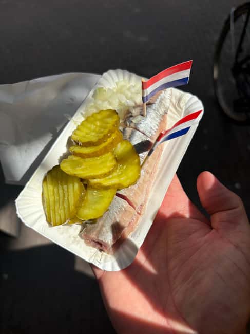 Amsterdam by Mouth: a journey with flavor, history & culture - Discovering the Historic Begijnhof Courtyards