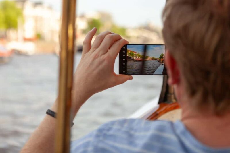 Amsterdam Canal Boat Ride with a Spanish-speaking Guide - Exploring the Herengracht and the Canal Belt