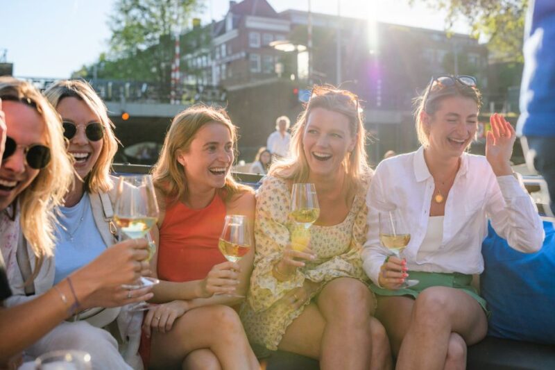 Amsterdam: Canal Booze Cruise with Unlimited Drinks Option - Practical Tips for a Smooth Experience