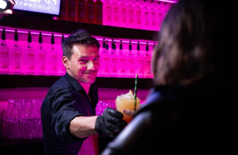 Amsterdam: Canal Cruise and Entrance to Xtracold Icebar - The Practicalities of the Combined Tour