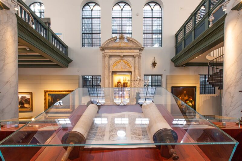 Amsterdam: Canal Cruise and Jewish Cultural Quarter Tickets - Exploring the Portuguese Synagogue and Its Serene Courtyard
