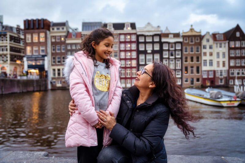 Amsterdam Canals Photoshoot: Private Solo, Family or Couples - What’s Included and How to Access Your Photos