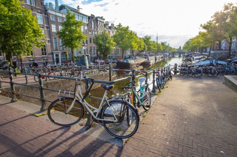 Amsterdam: Capture the most Photogenic Spots with a Local - Key Points