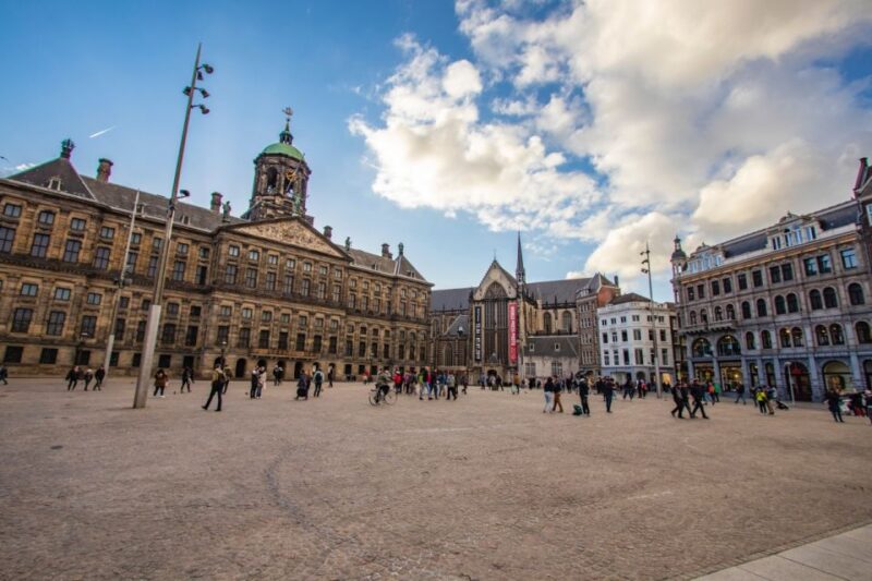 Amsterdam: Capture the most Photogenic Spots with a Local - Navigating Amsterdam’s Architectural Landmarks