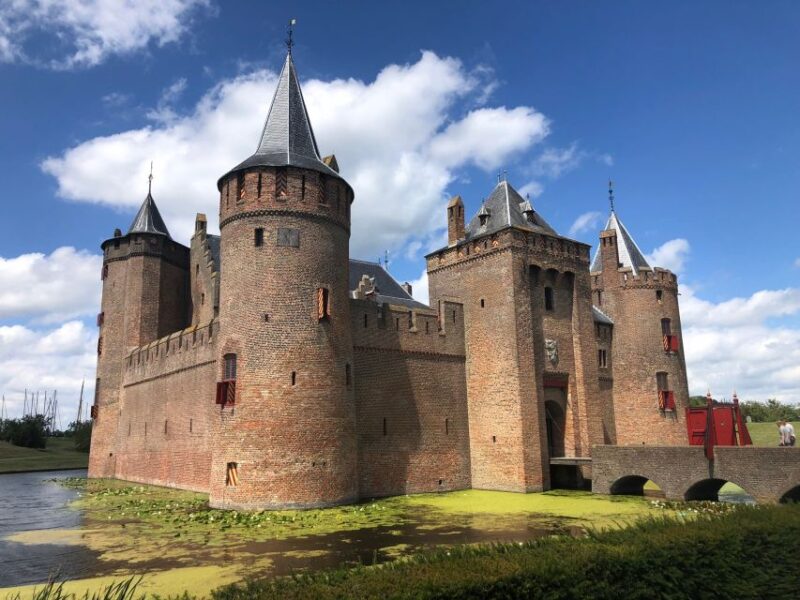 Amsterdam Castle & Utrecht City Tour - What’s Not Included