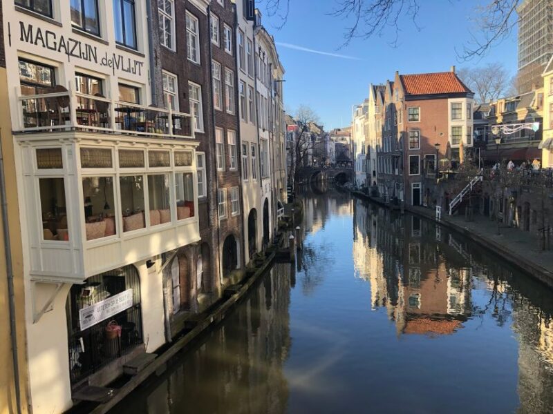 Amsterdam Castle & Utrecht City Tour - Comparison with Similar Experiences