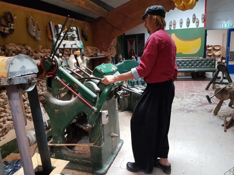 Amsterdam: Cheese, Clogs, Flowers and Windmills Tour - Discover the Charm of the Netherlands in a Single Day