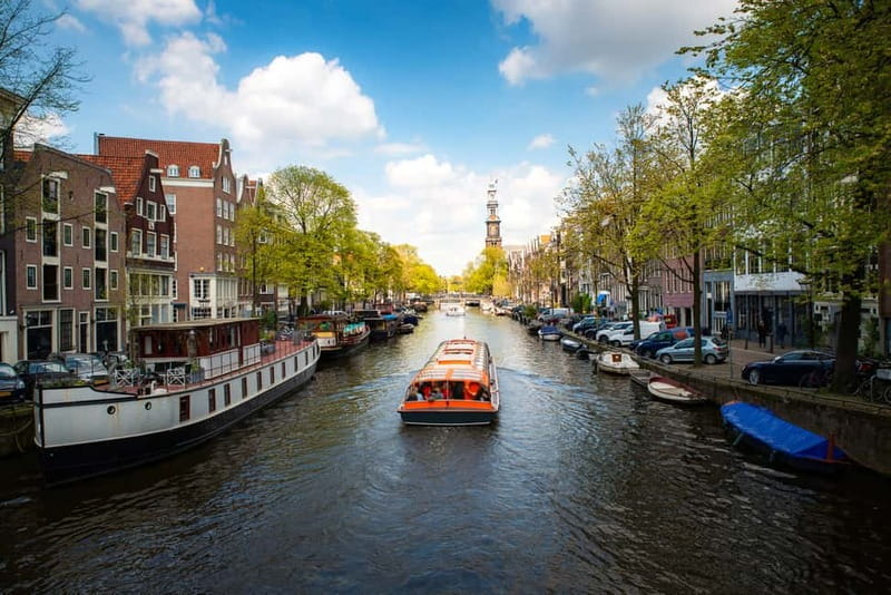 Amsterdam: City Card with Free Entrance & Public Transport - Enjoy a Free Canal Cruise and 24-Hour Bike Rental