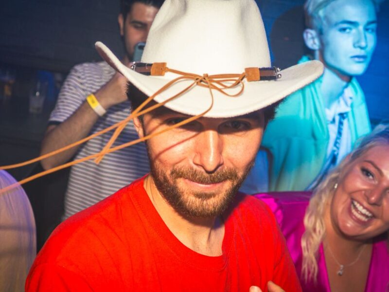 Amsterdam: City Center Bar Crawl and Nightlife Experience - Starting in the Heart of Amsterdam’s Nightlife at Leidseplein