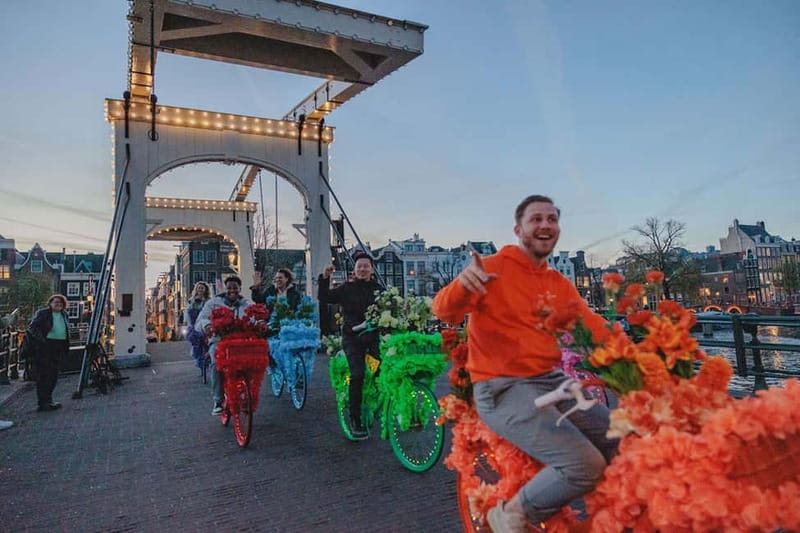 Amsterdam: City Centre, Guided Bike Tour on Flower Bikes - Exploring the Grachtengordel and De Negen Straatjes