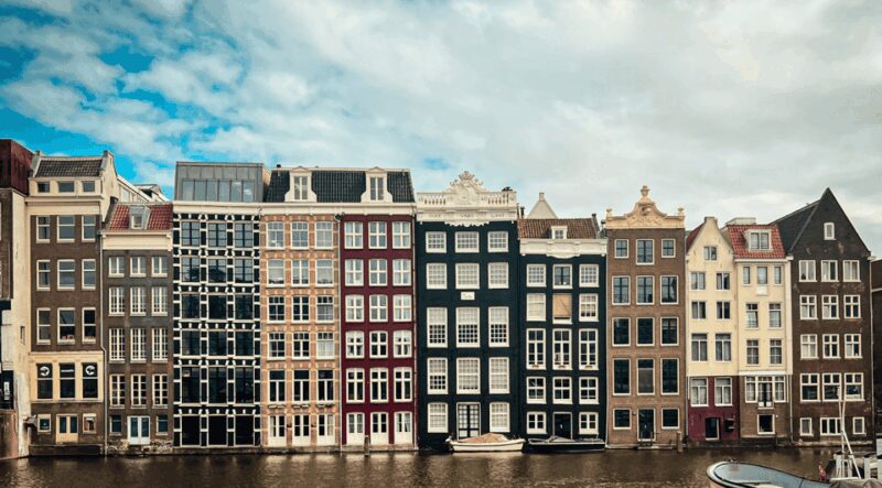 Amsterdam: City Highlights Walking Tour - End at the Homomonument