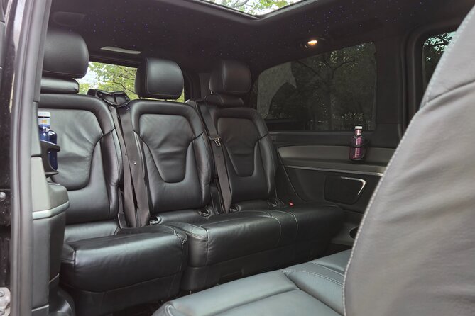 Amsterdam Cruise Port to Schiphol Airport Private Transfer - Pickup at Schiphol Airport: Inside and Outside the Airport