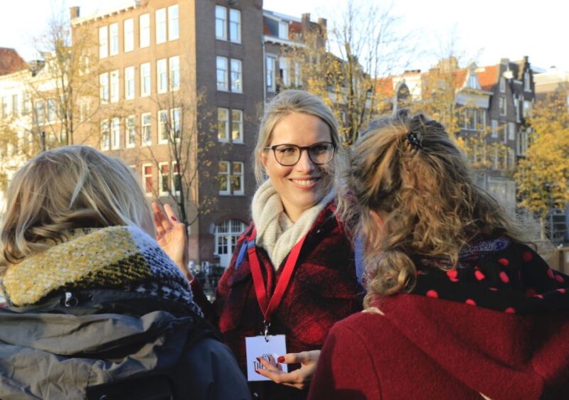 Amsterdam: Cultural Highlights Walking Tour in EN/DE/IT - Visiting the Homomonument and De Negen Straatjes