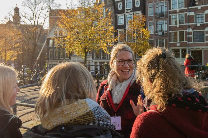 Amsterdam: Cultural Walking Tour in English or German - Exploring the Heart of Amsterdam from the National Monument