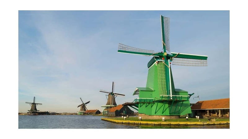 Amsterdam Day Tour: Zaanse Schans, Volendam & Marken - Discovering the Windmills of Zaanse Schans