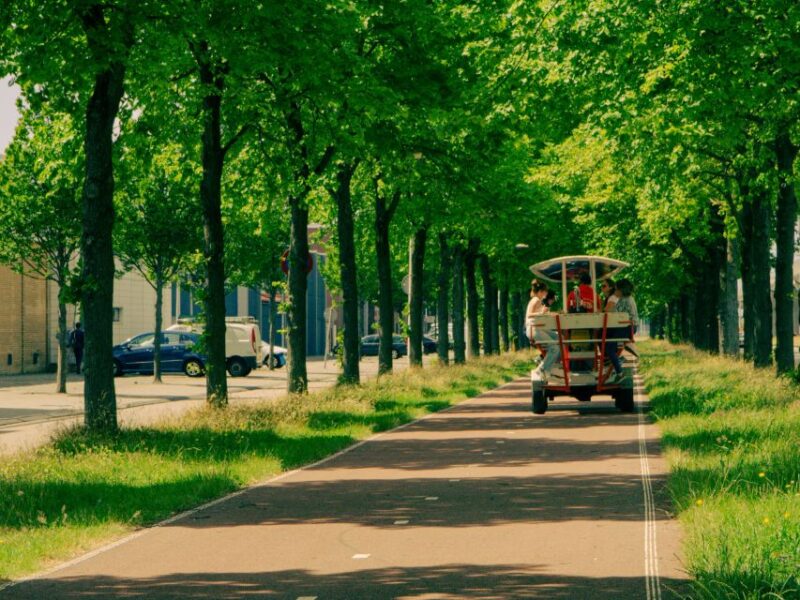 Amsterdam: Dutch Beer Bike Blast Tour with Onboard Bar - Logistics and Practical Tips