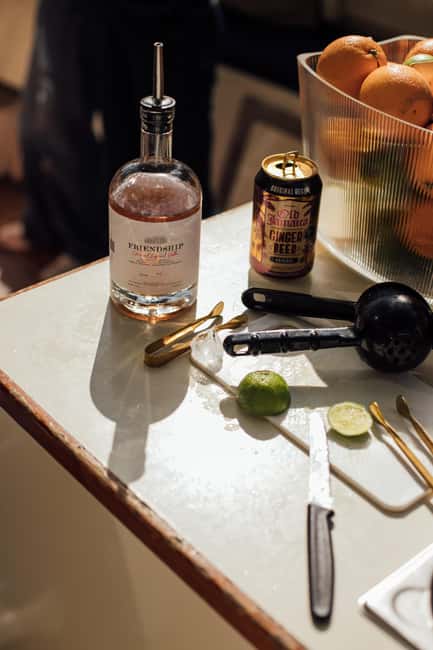 Amsterdam: Evening Lights Cruise incl. Cocktail & Waffle - Glimpses of Amsterdam’s Light Festival and Nighttime Beauty