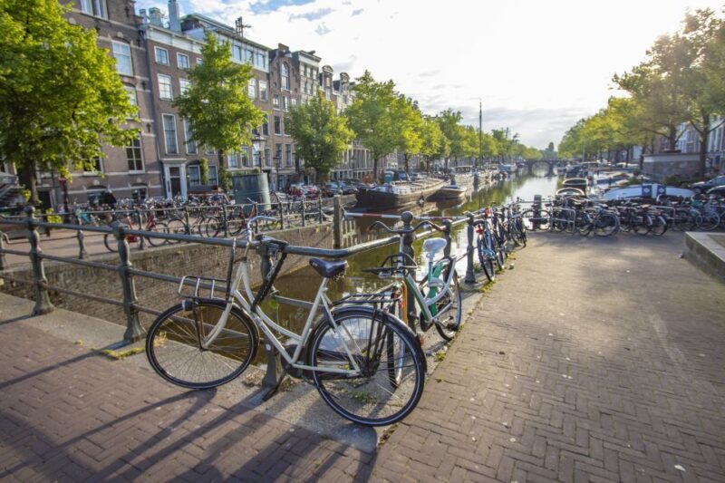 Amsterdam: Express Walk with a Local in 90 minutes - Practical Details: What to Bring and How to Prepare