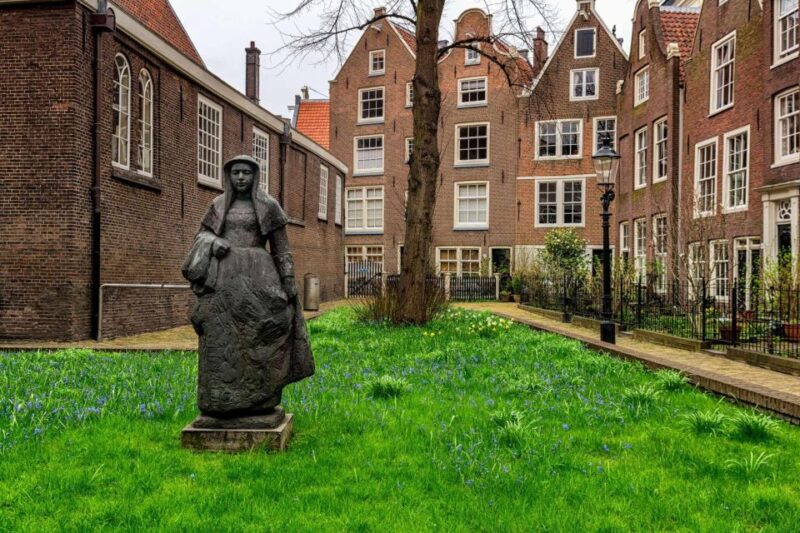 Amsterdam Family Friendly Historical Walking Tour - Logistics and Accessibility