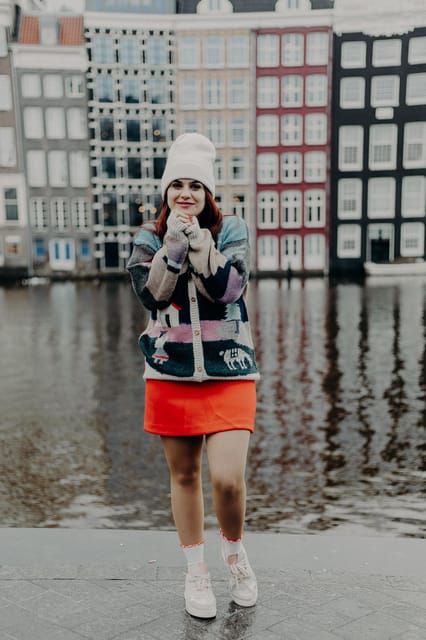 Amsterdam: Full private photosession around the city - Booking, Flexibility, and Accessibility of the Photosession