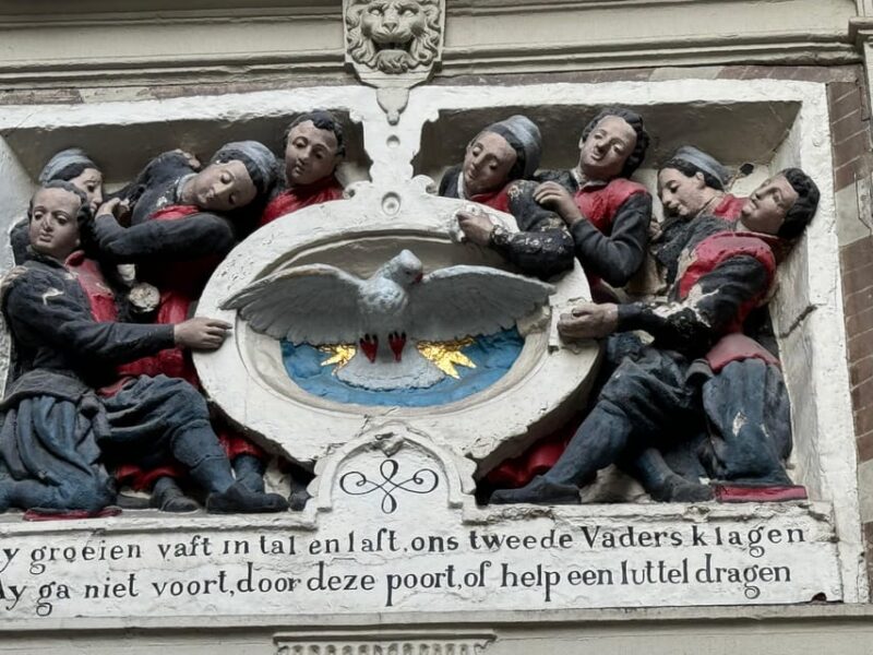 Amsterdam: Ghost Walking Tour and Dark History - Practical Details: Meeting Point, Duration, and Accessibility