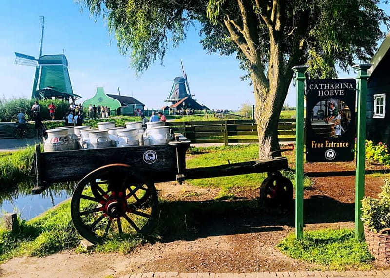 Amsterdam: Giethoorn, Afsluitdijk and Zaanse Schans Day Trip - Efficiency and Pacing of the Itinerary