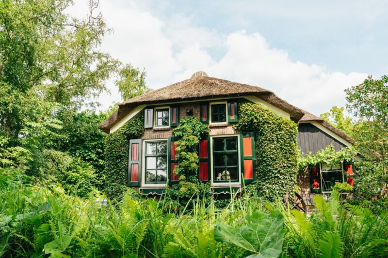 Amsterdam: Giethoorn, Zaandam & Zaanse Schans Tour w/ Pickup - Lunch and Additional Free Time in Giethoorn